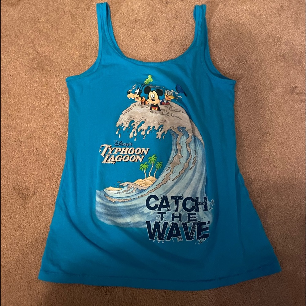 Disney Typhoon Lagoon tank